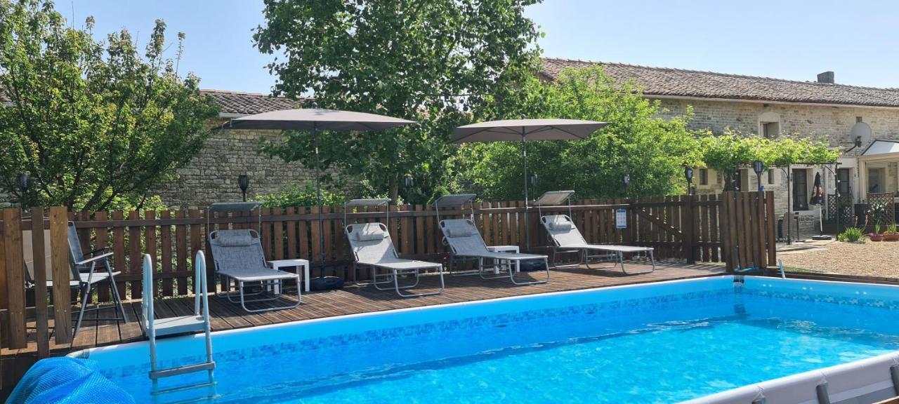Gites Chouette Bouin  Exterior photo